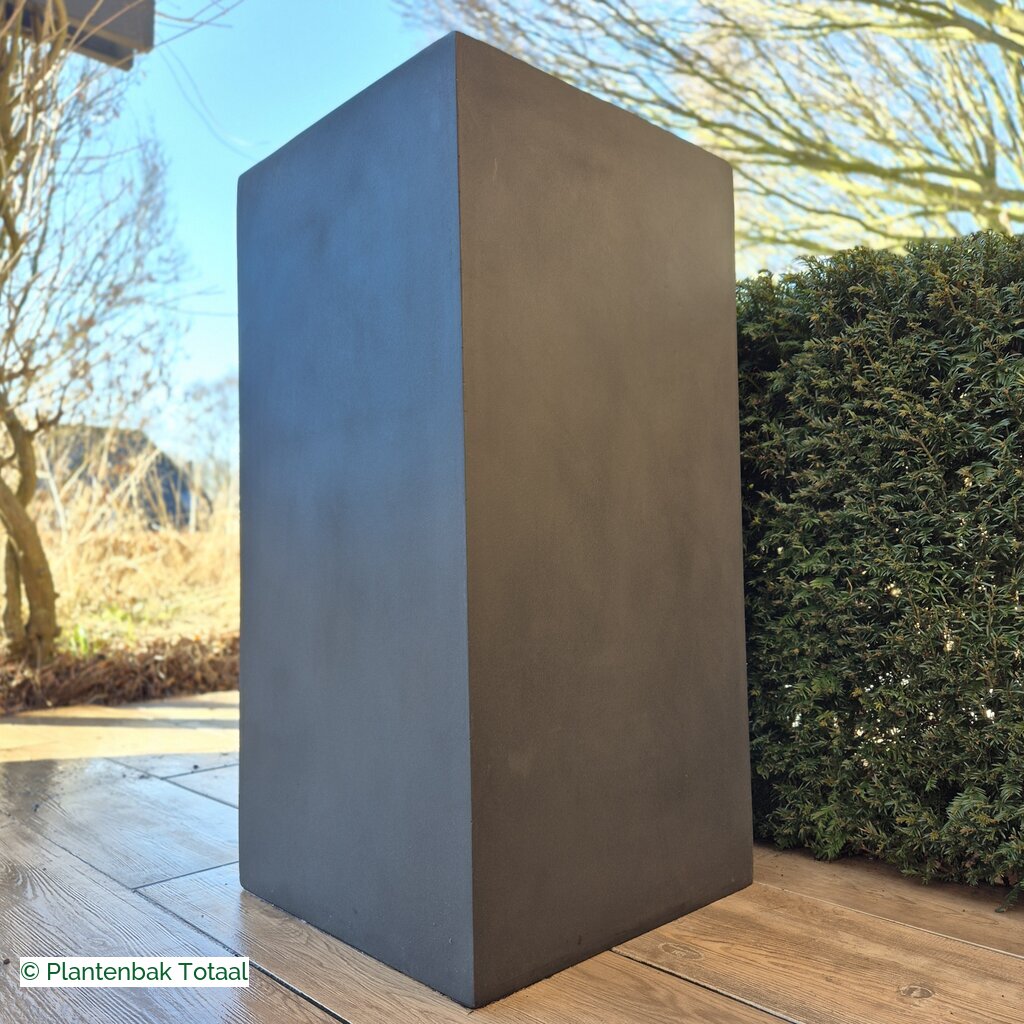 productlijn foto van plantenbak FF Bouvy XL vierkant