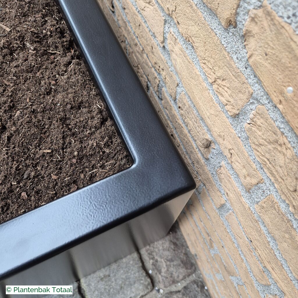 productlijn foto van plantenbak AL Carrez vierkant