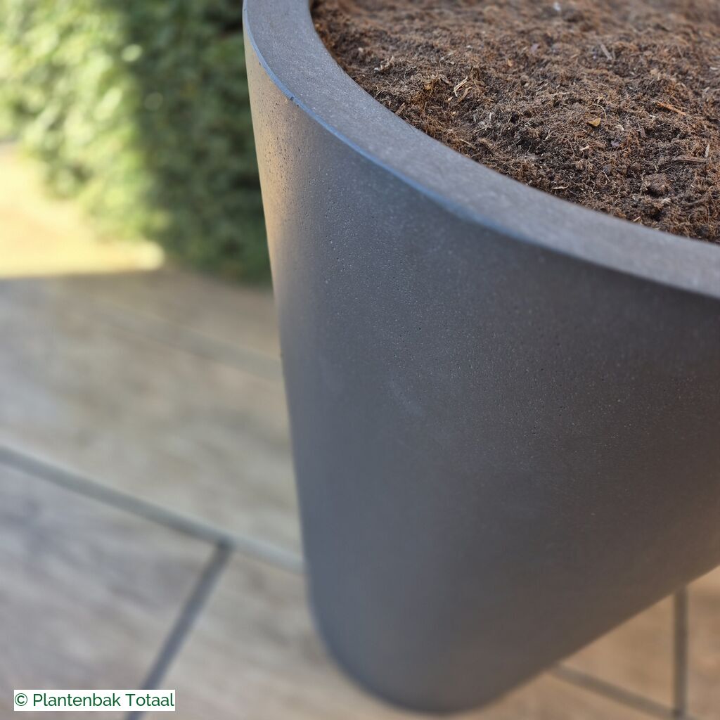 productlijn foto van plantenbak FF Belle rond