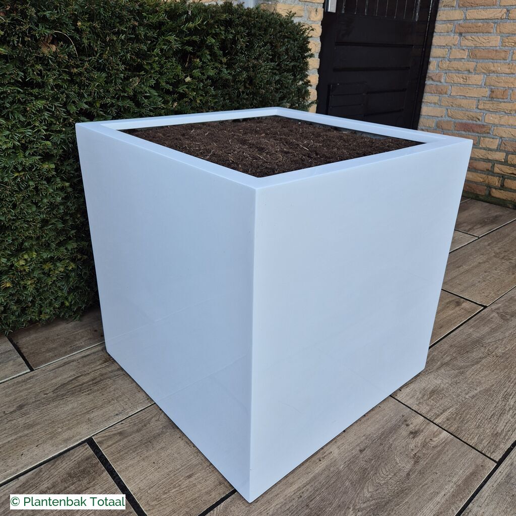productlijn foto van plantenbak FF Block hoogglans wit vierkant