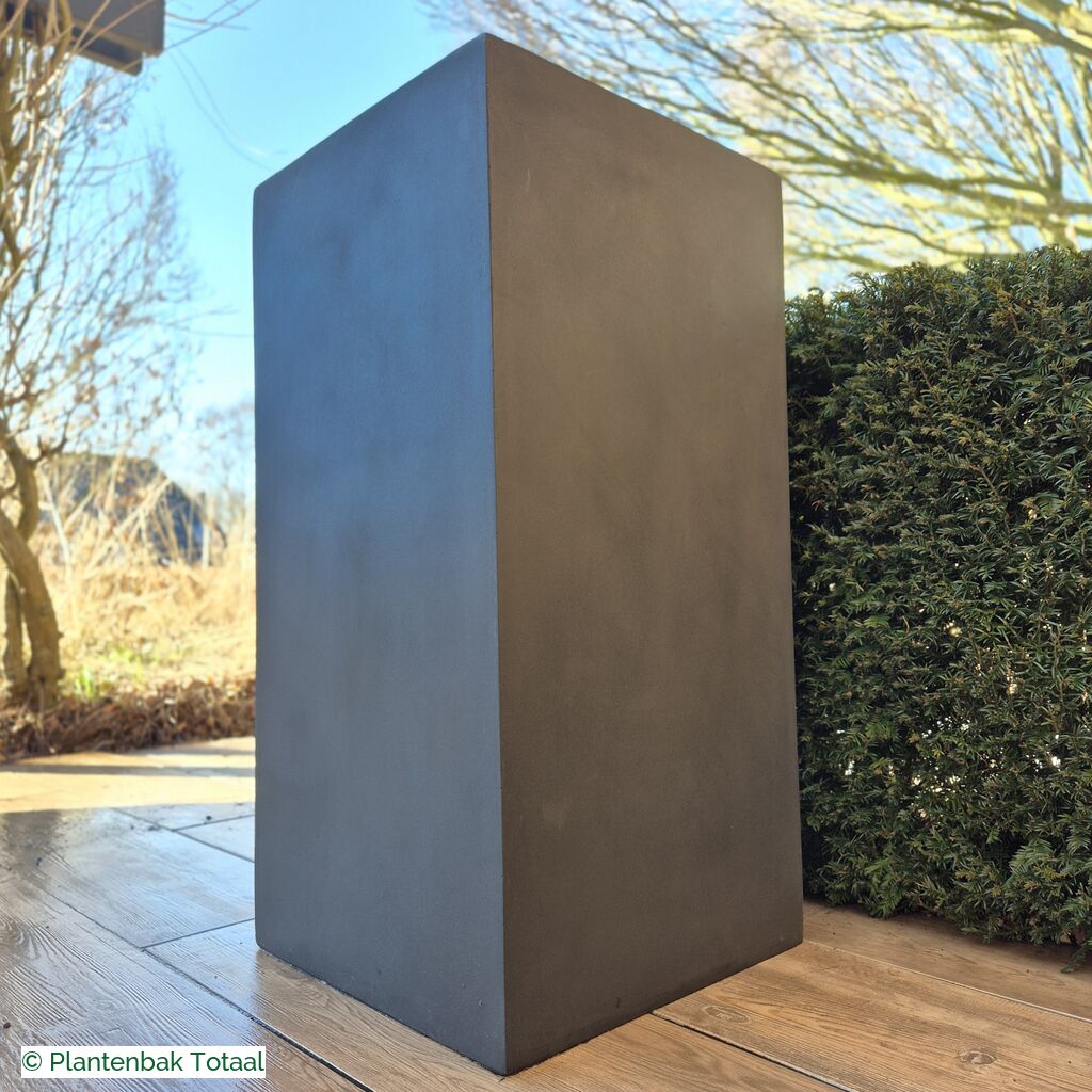 productlijn foto van plantenbak FF Bouvy XL vierkant