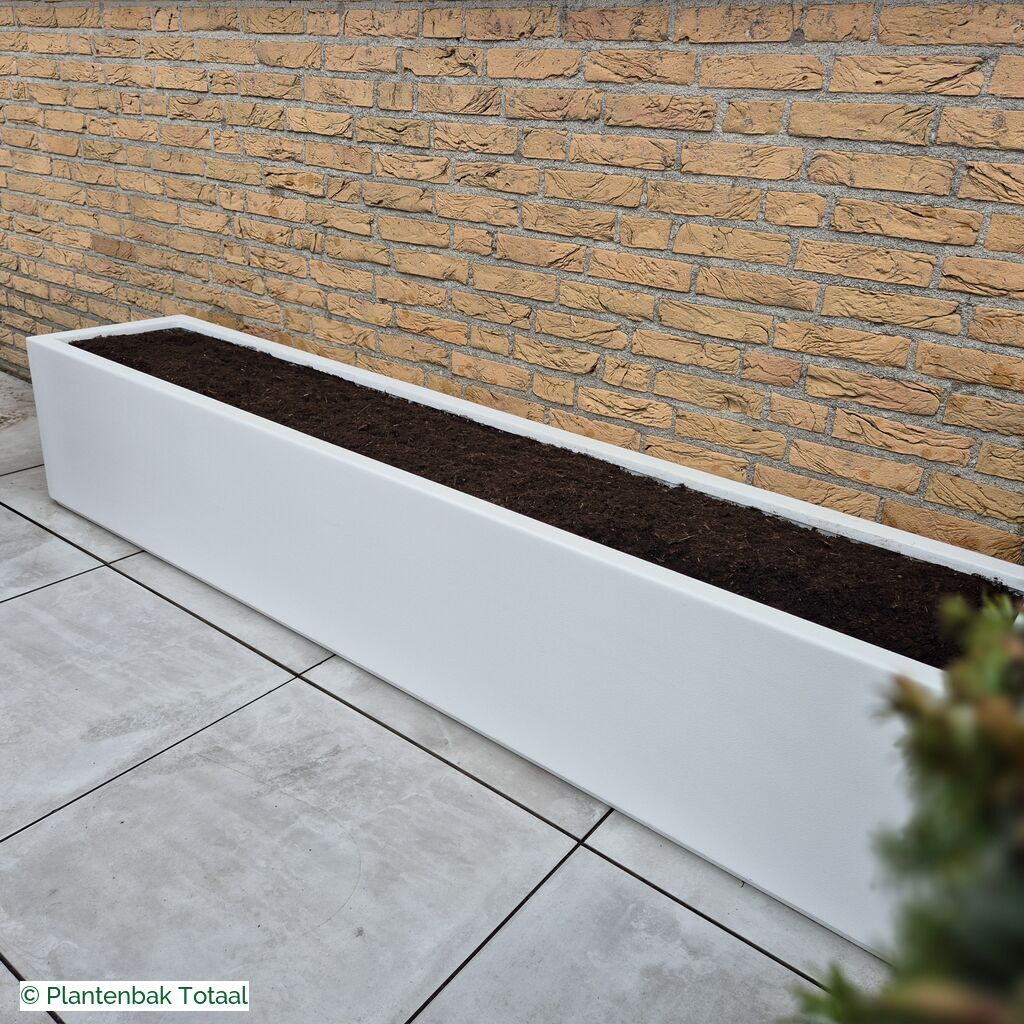 productlijn foto van plantenbak PO Carrez langwerpig