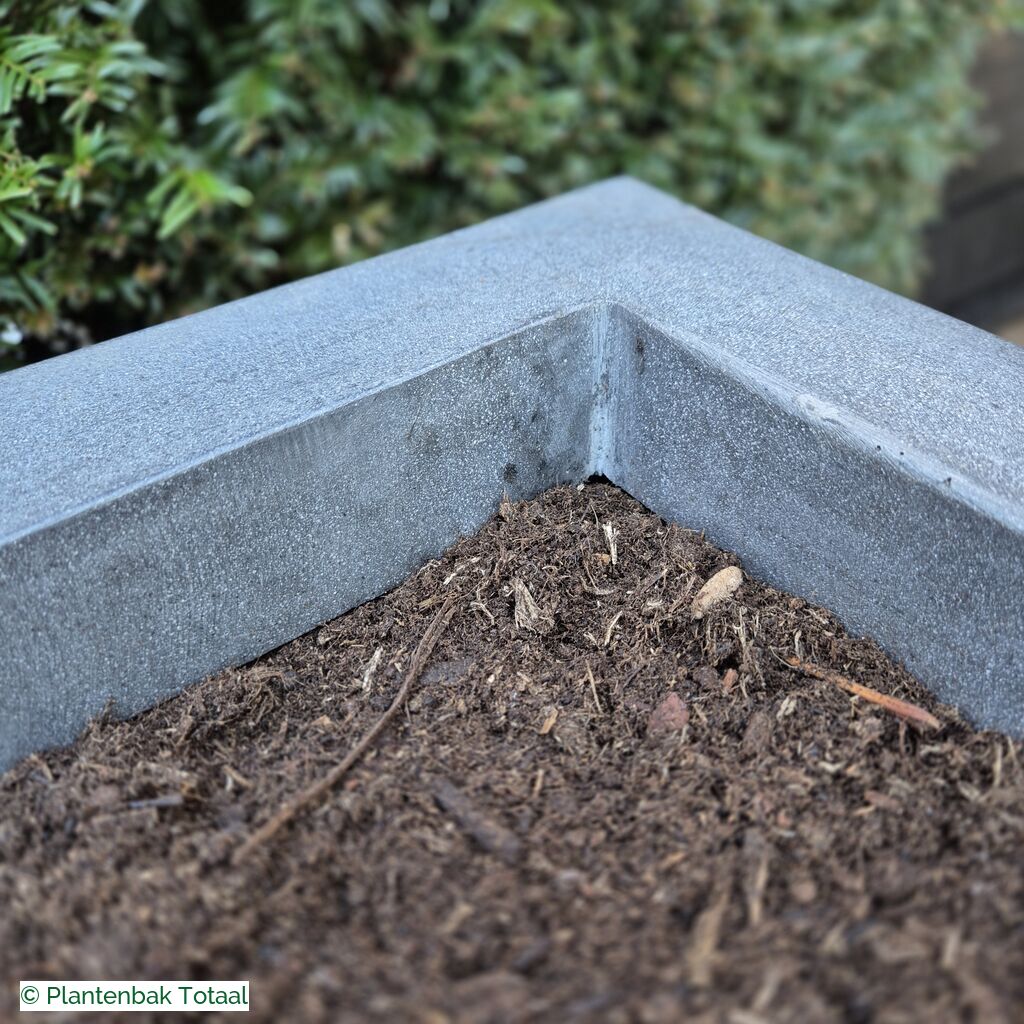 productlijn foto van plantenbak FF Jumbo Block vierkant