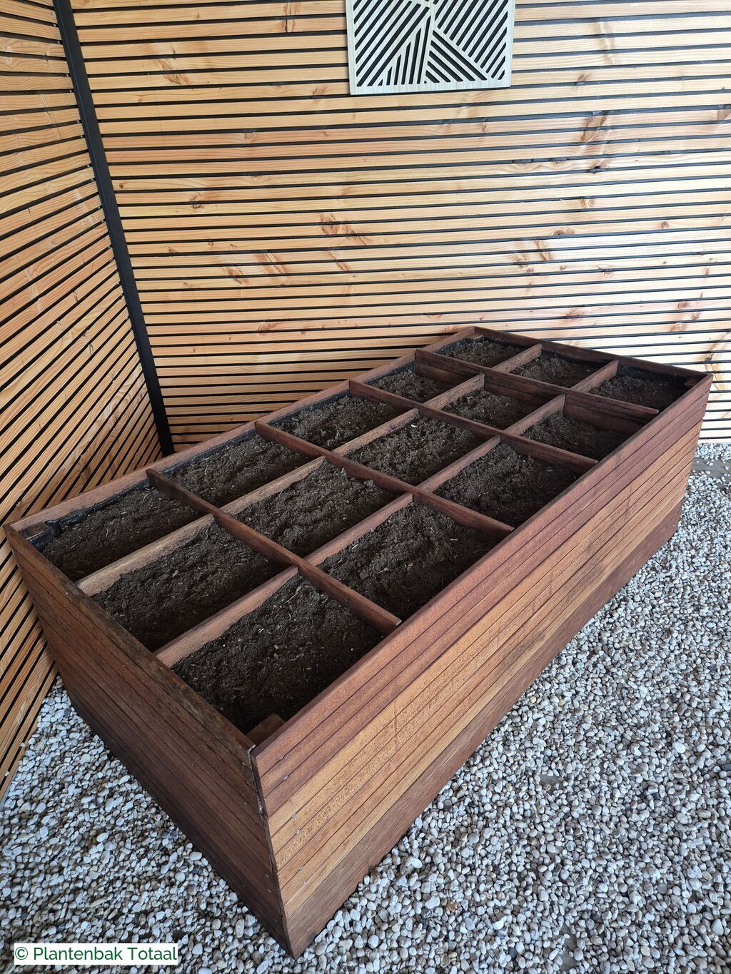 productfoto van plantenbak Hardhouten Moestuin Doe-Het-Zelf